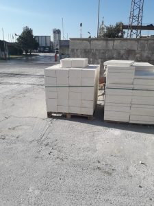 küfeki taşı kesilmiş küpeşte